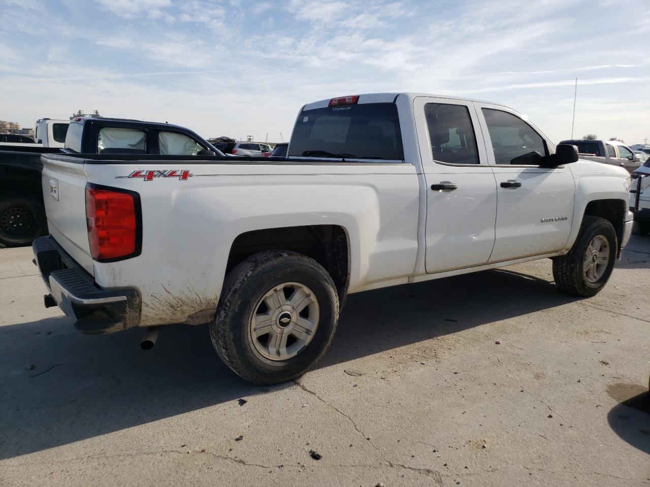 2014 Chevrolet Silverado - Image 3