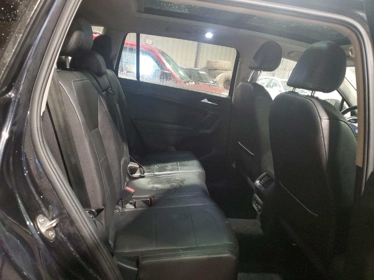 2019 Volkswagen Tiguan - Image 11