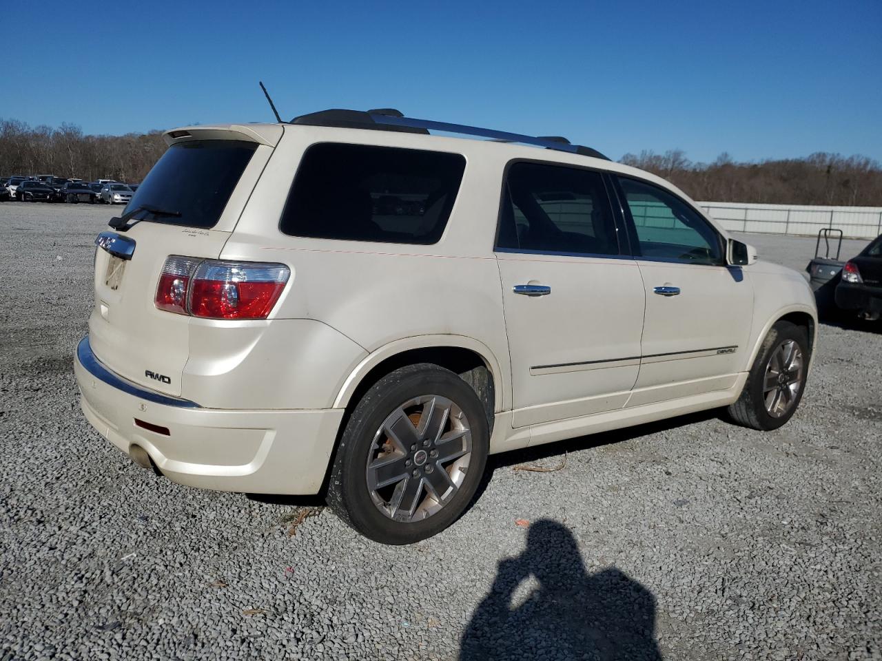 2012 GMC Acadia - Image 3