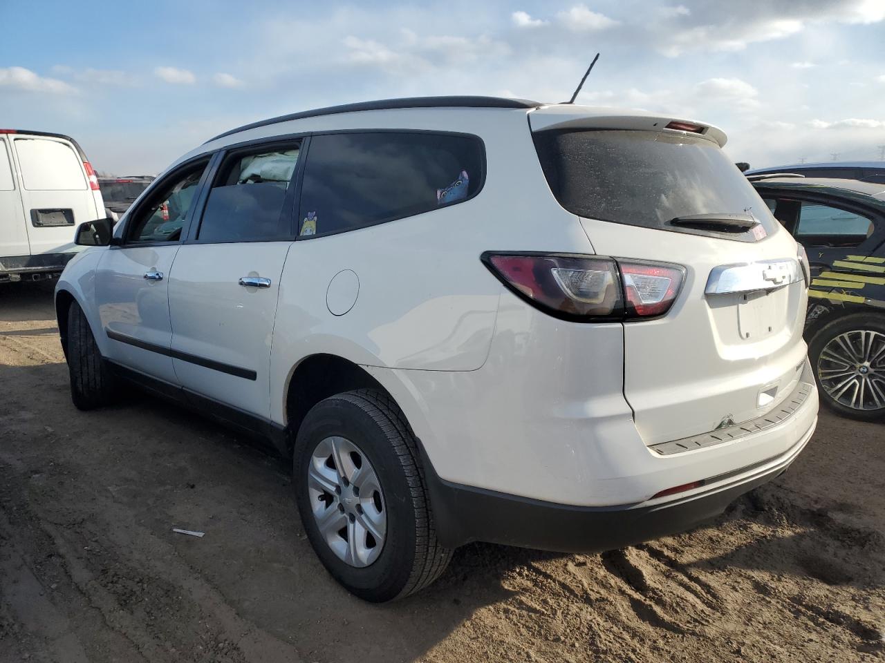 2014 Chevrolet Traverse - Image 2