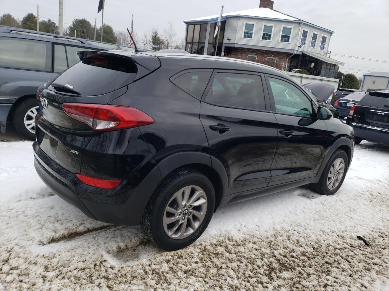 2016 Hyundai Tucson - Image 3