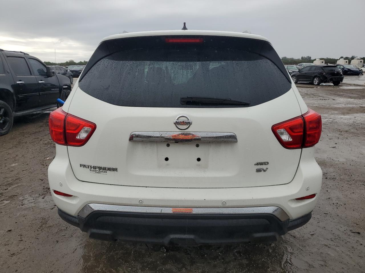 2018 Nissan Pathfinder - Image 6