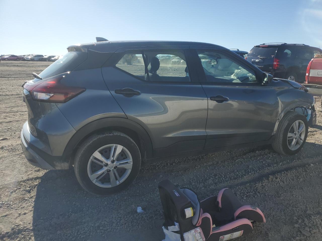 2024 Nissan Kicks - Image 3