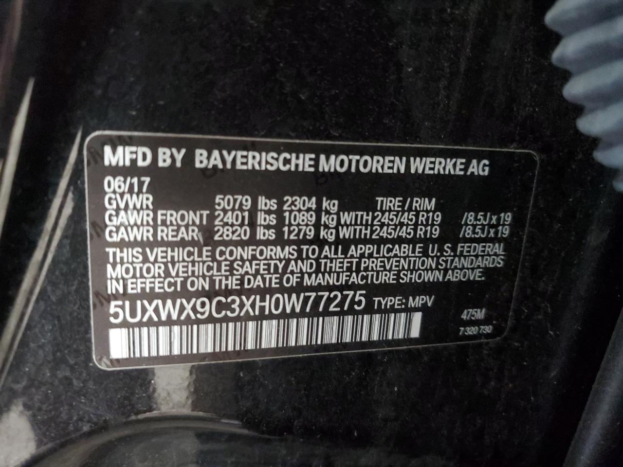 VIN 5UXWX9C3XH0W77275 2017 BMW X3 no.13