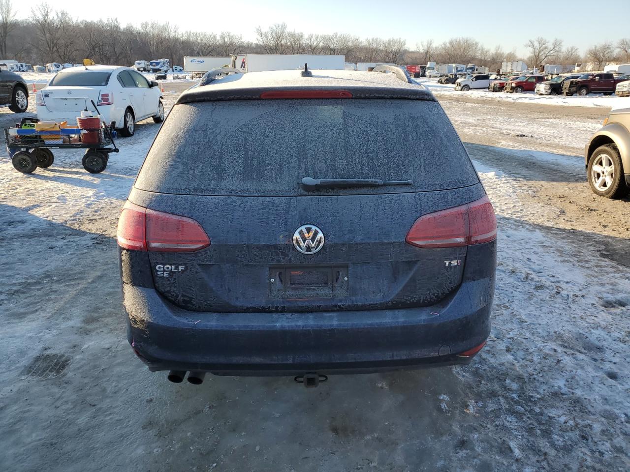 2016 Volkswagen Golf - Image 6