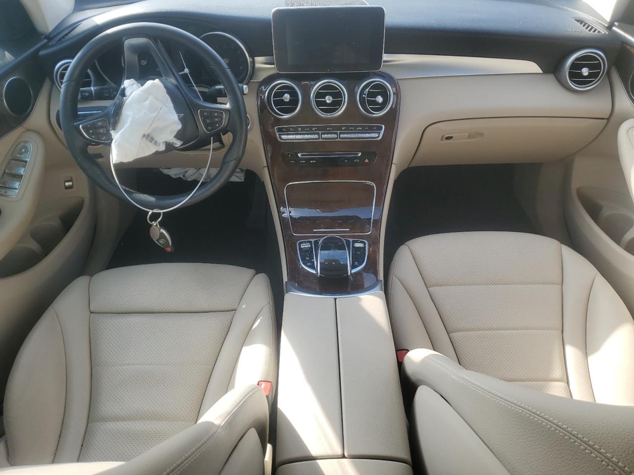 2019 Mercedes-Benz GLC - Image 8