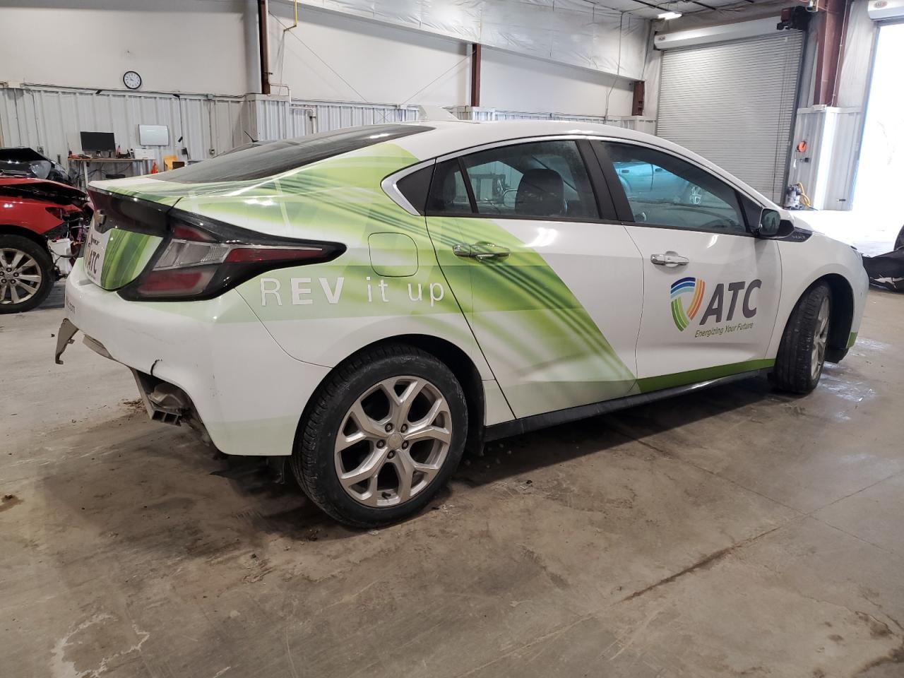 2017 Chevrolet Volt - Image 3