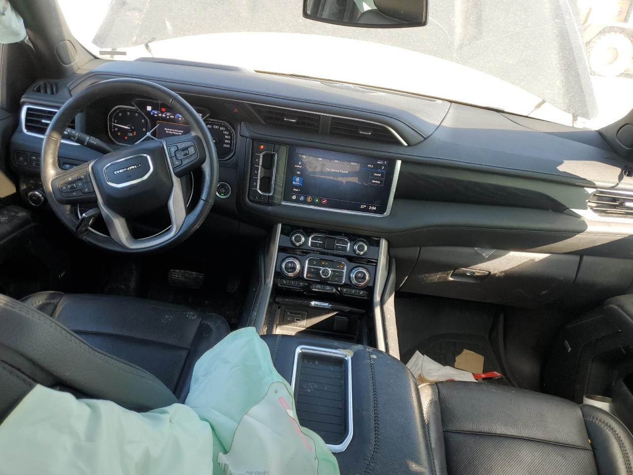 2021 GMC Yukon - Image 8