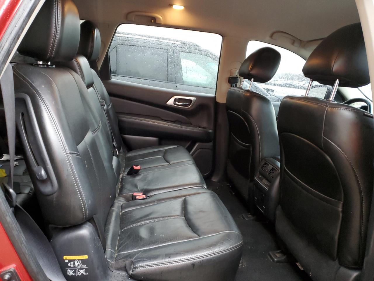 2014 Nissan Pathfinder - Image 11