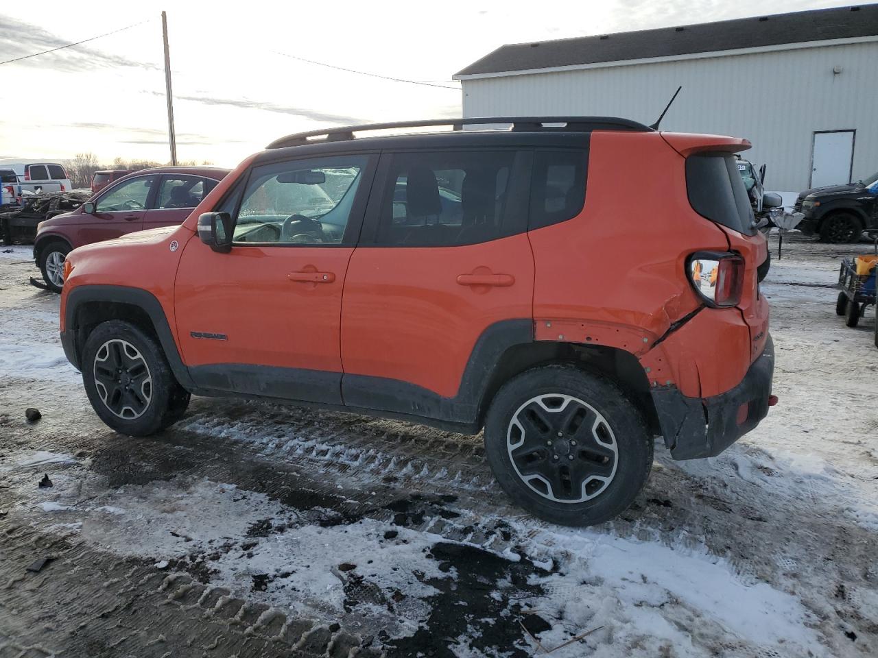 2016 Jeep Renegade - Image 2