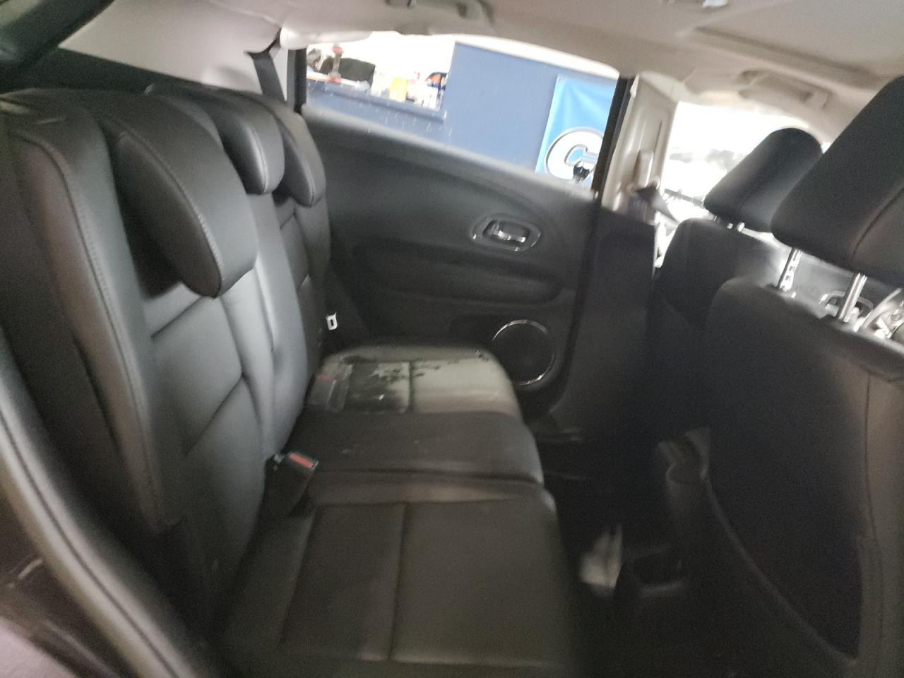 2017 Honda HR-V - Image 11