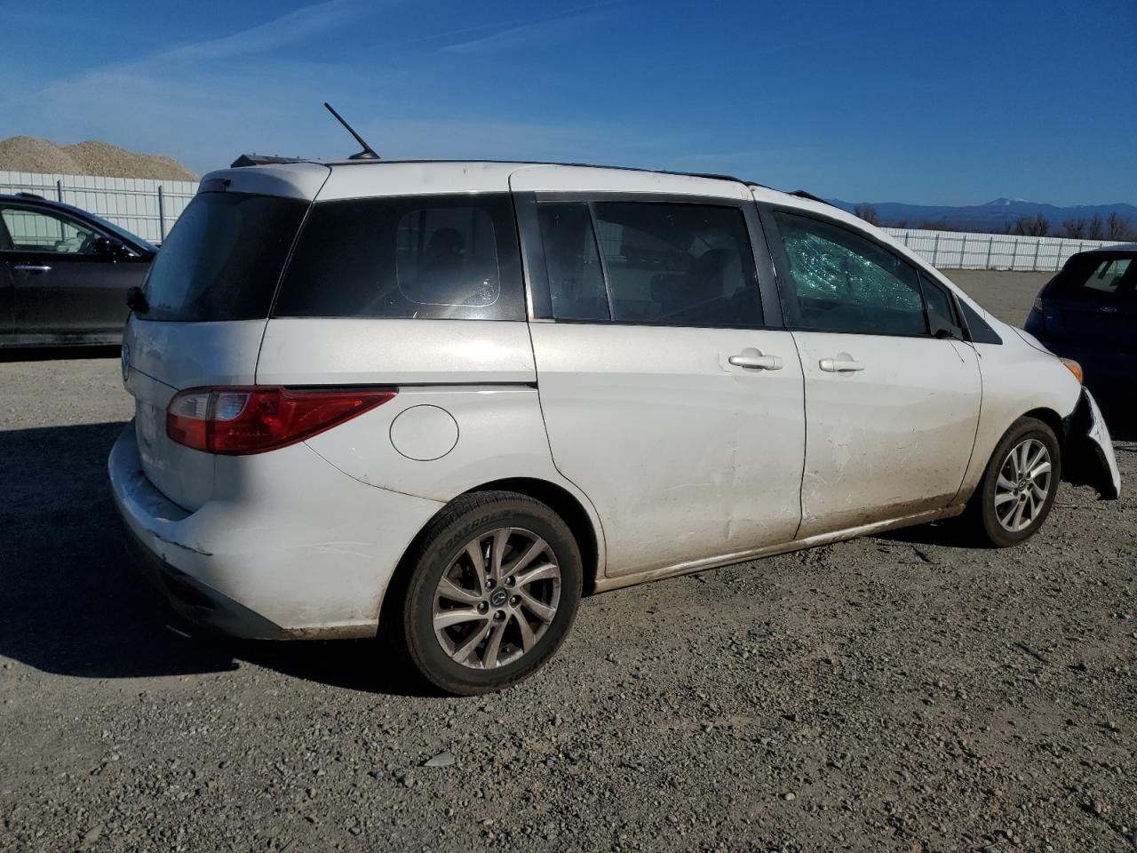2013 Mazda 5 - Image 3