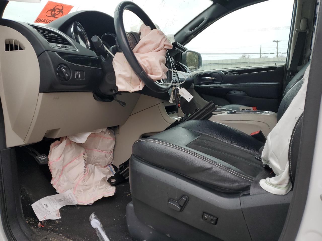 2019 Dodge Caravan - Image 7
