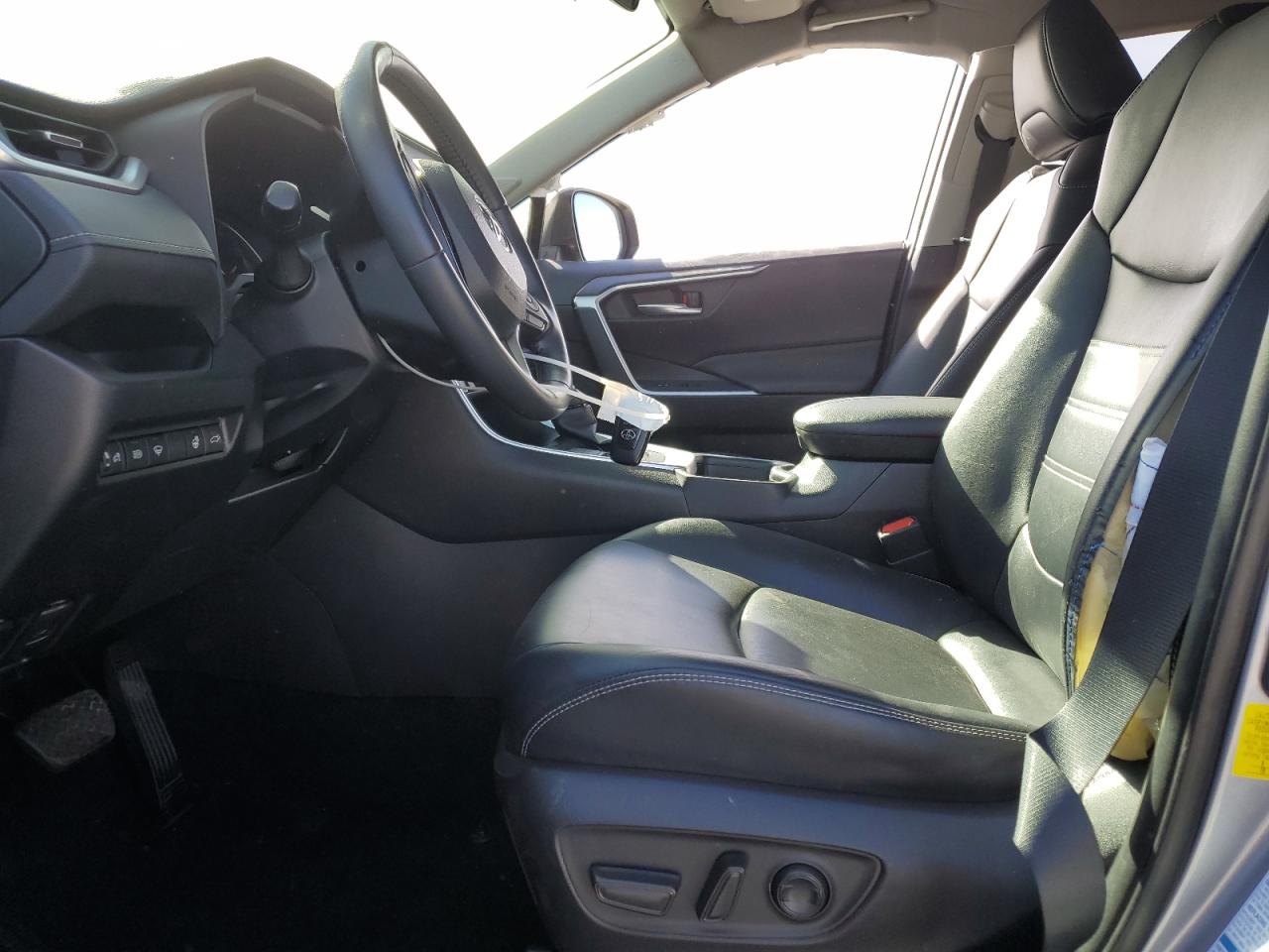 2019 Toyota RAV 4 - Image 7
