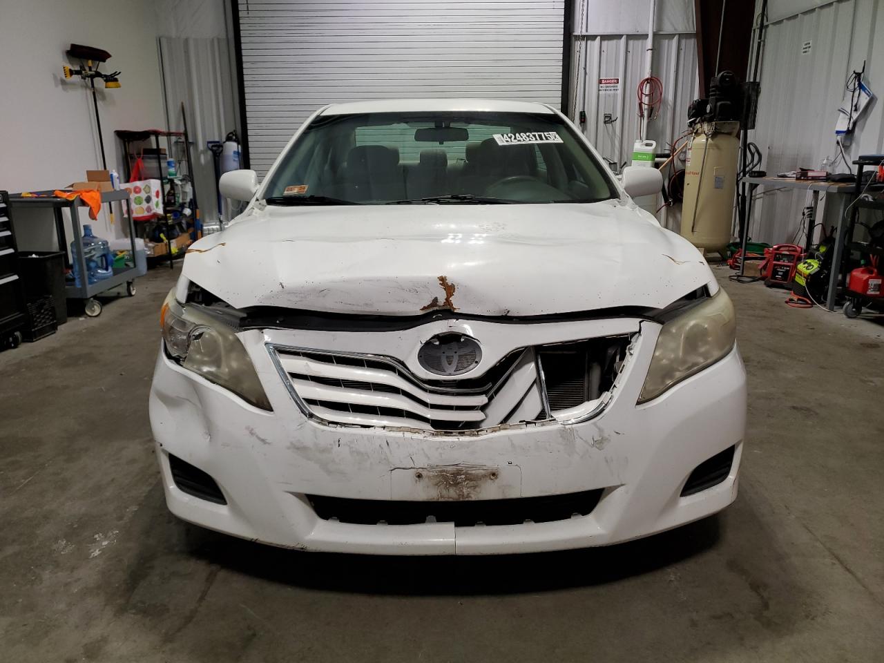 2011 Toyota Camry - Image 5