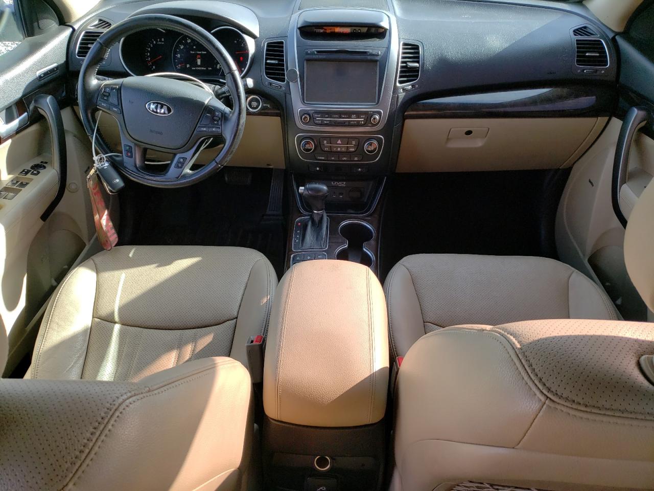 2014 Kia Sorento - Image 8