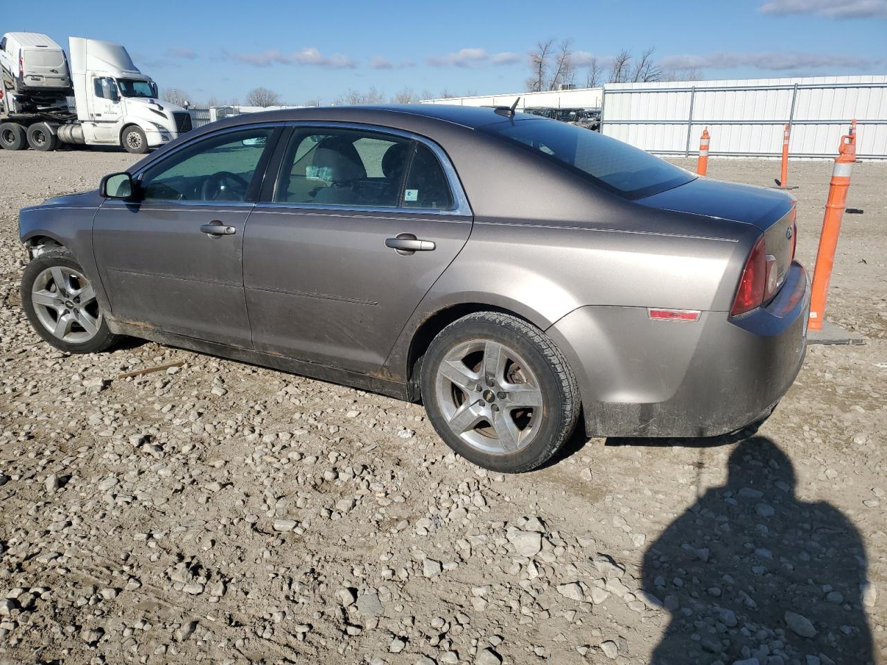 2010 Chevrolet Malibu - Image 2