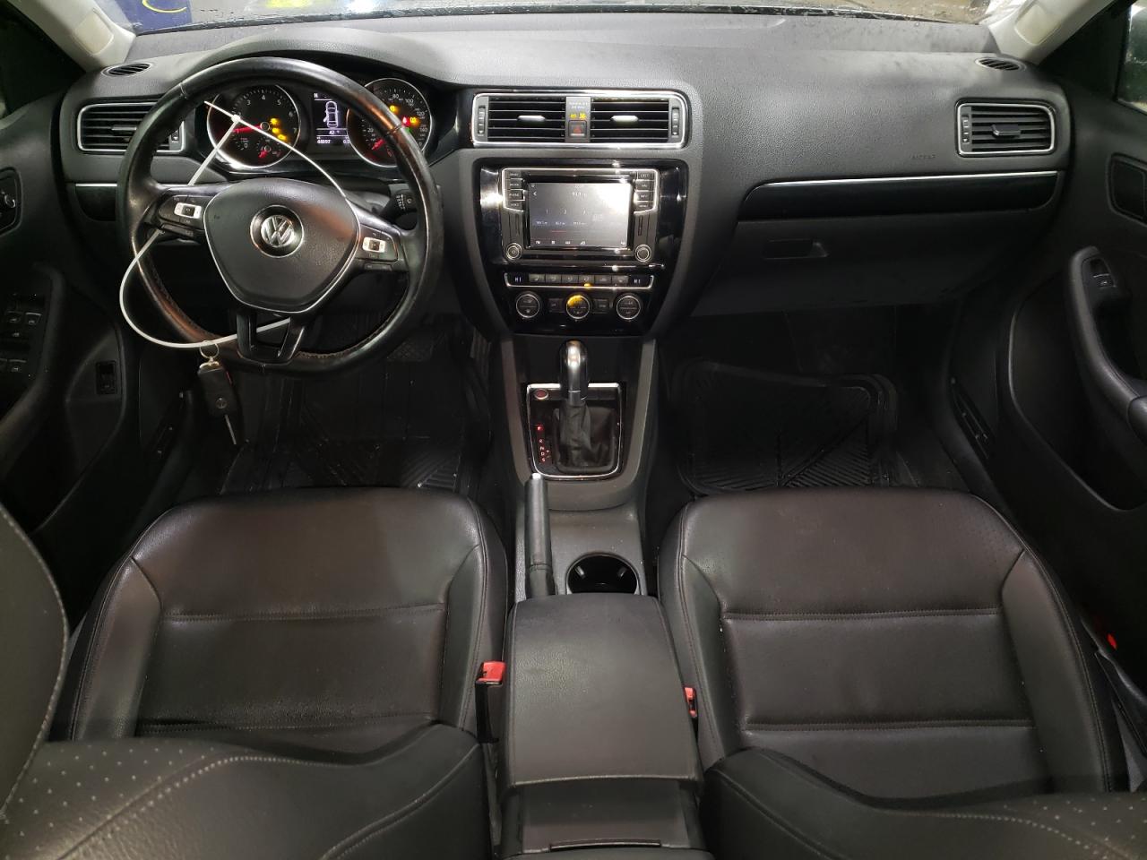 2017 Volkswagen Jetta - Image 8