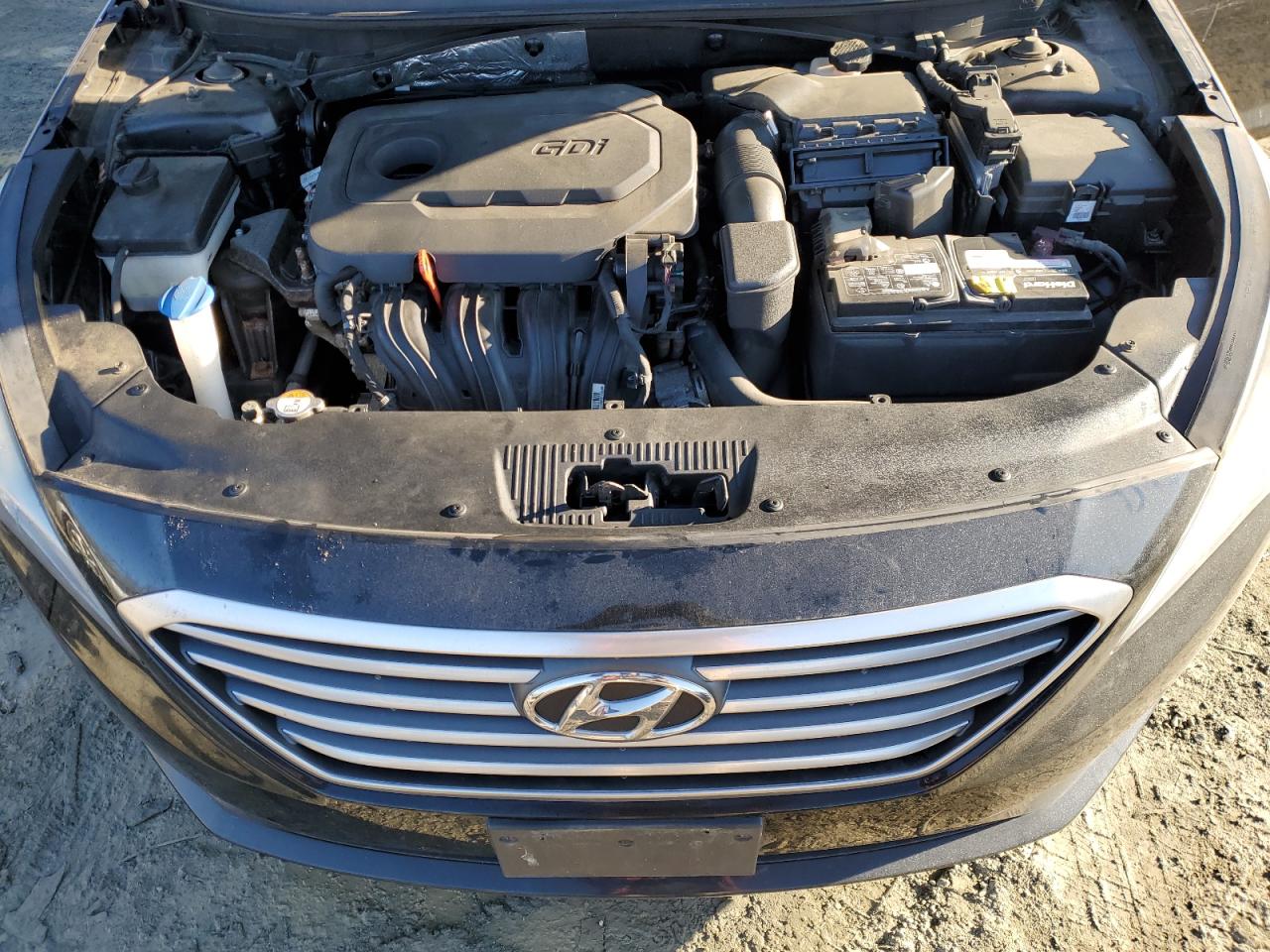 2016 Hyundai Sonata - Image 11