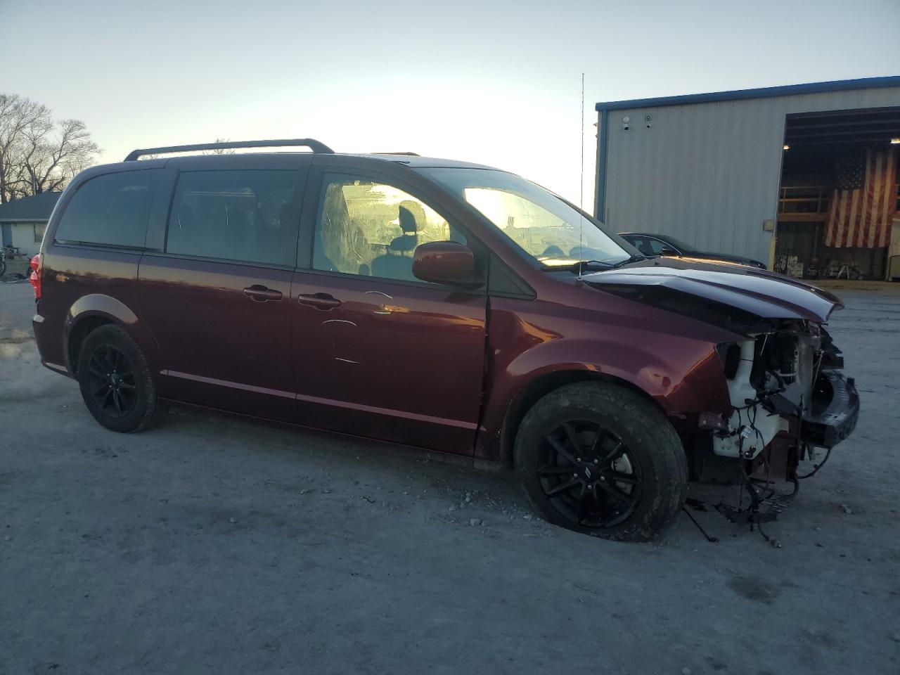 2020 Dodge Caravan - Image 4