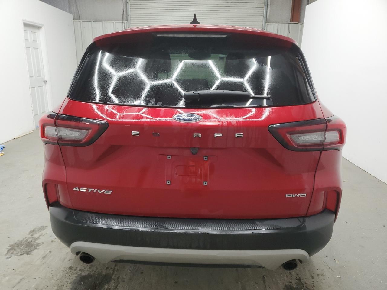 2023 Ford Escape - Image 6