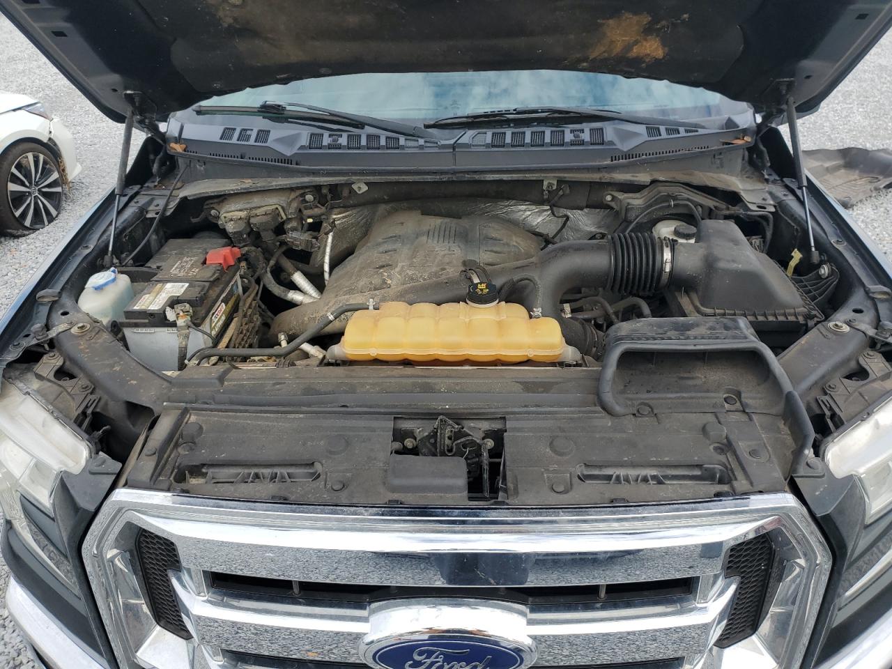 2016 Ford F-150 - Image 11