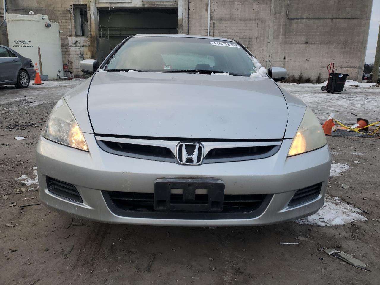 2006 Honda Accord - Image 5