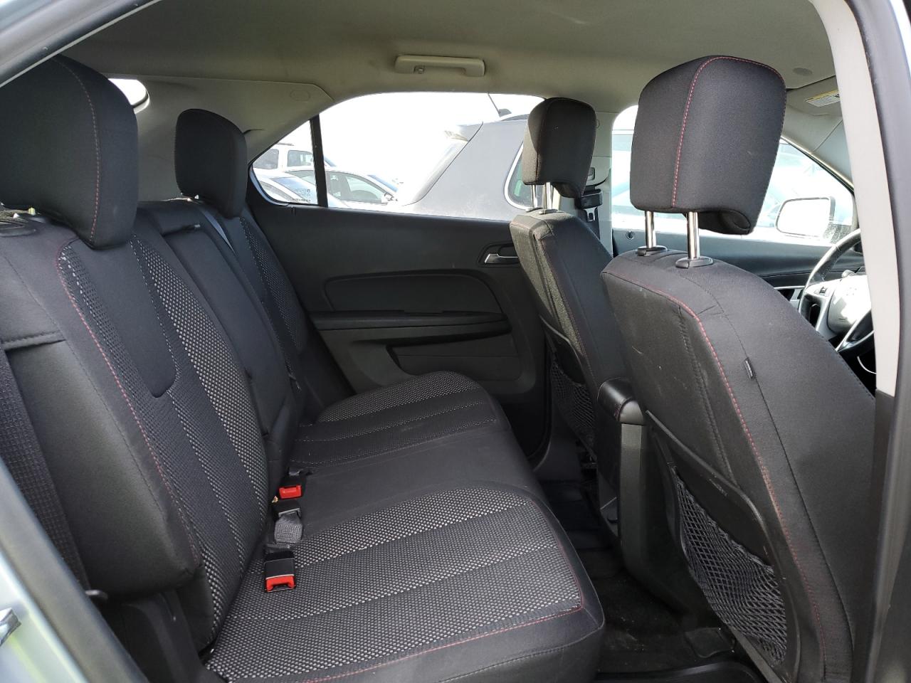 2015 Chevrolet Equinox - Image 11