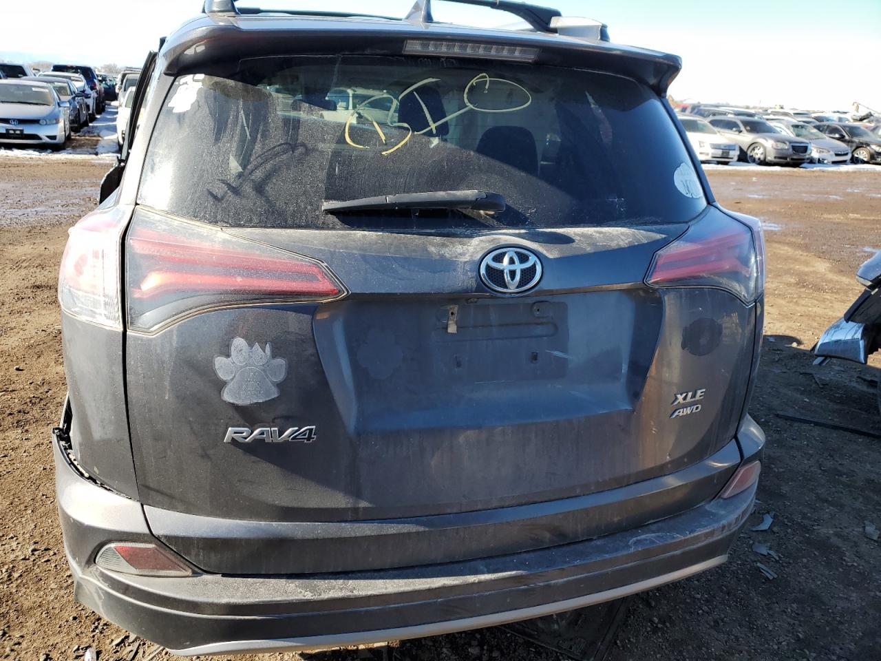 2017 Toyota RAV 4 - Image 6