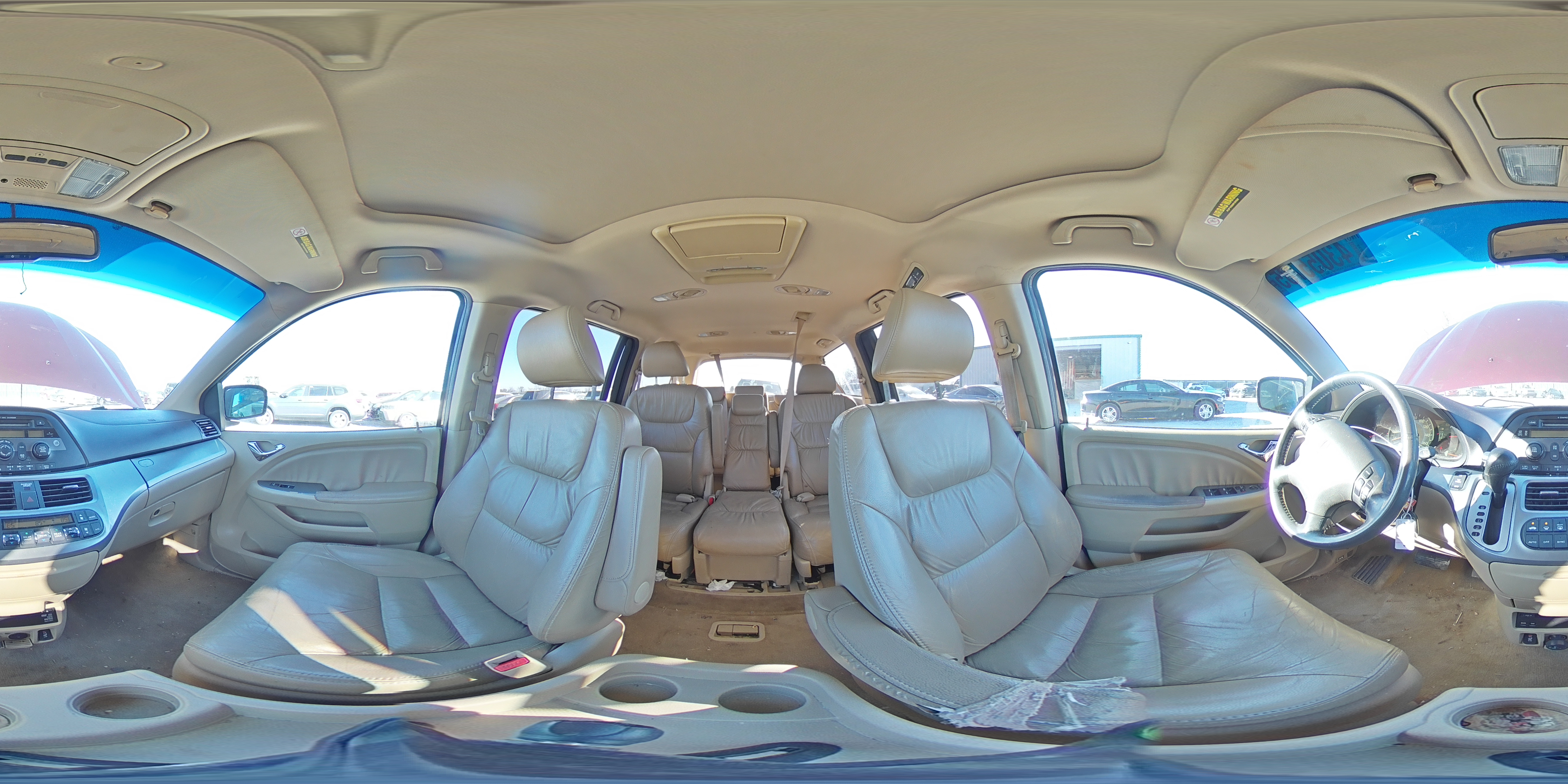 2010 Honda Odyssey - Image 14
