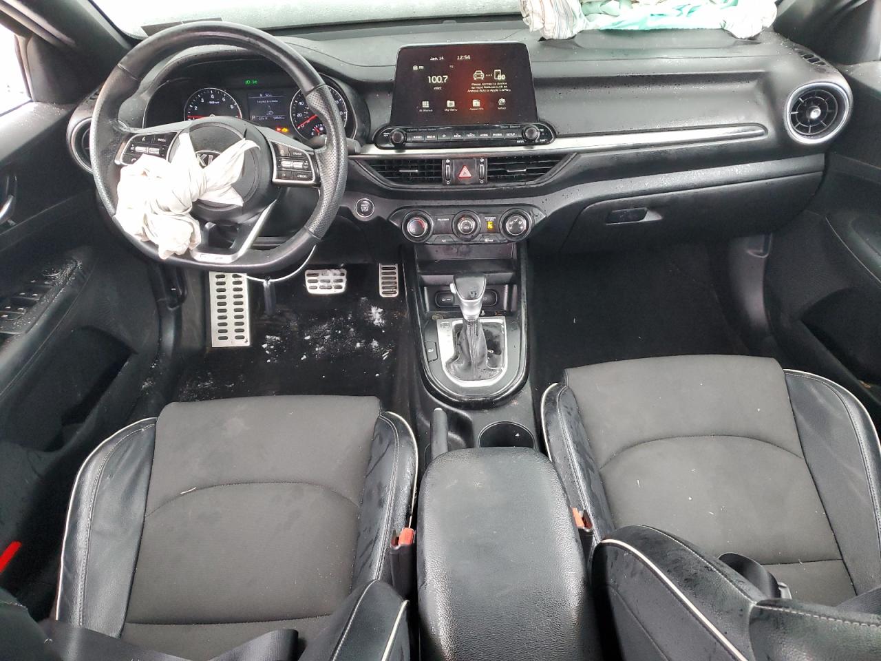 2021 Kia Forte - Image 8