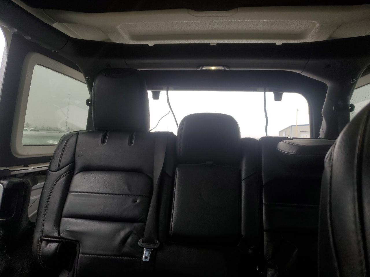 2019 Jeep Wrangler - Image 10