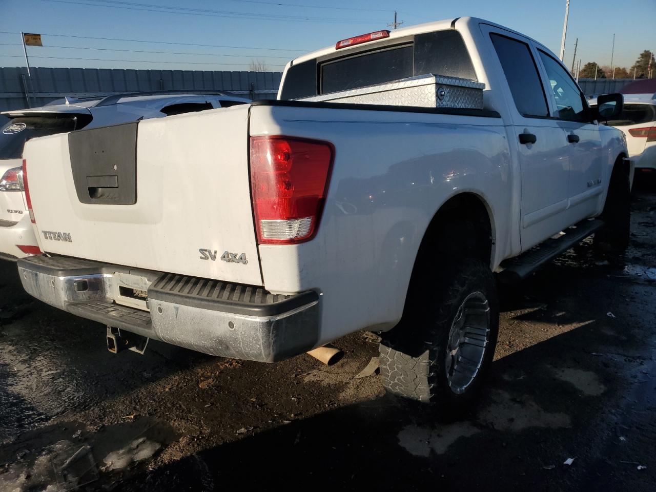 2012 Nissan Titan - Image 3