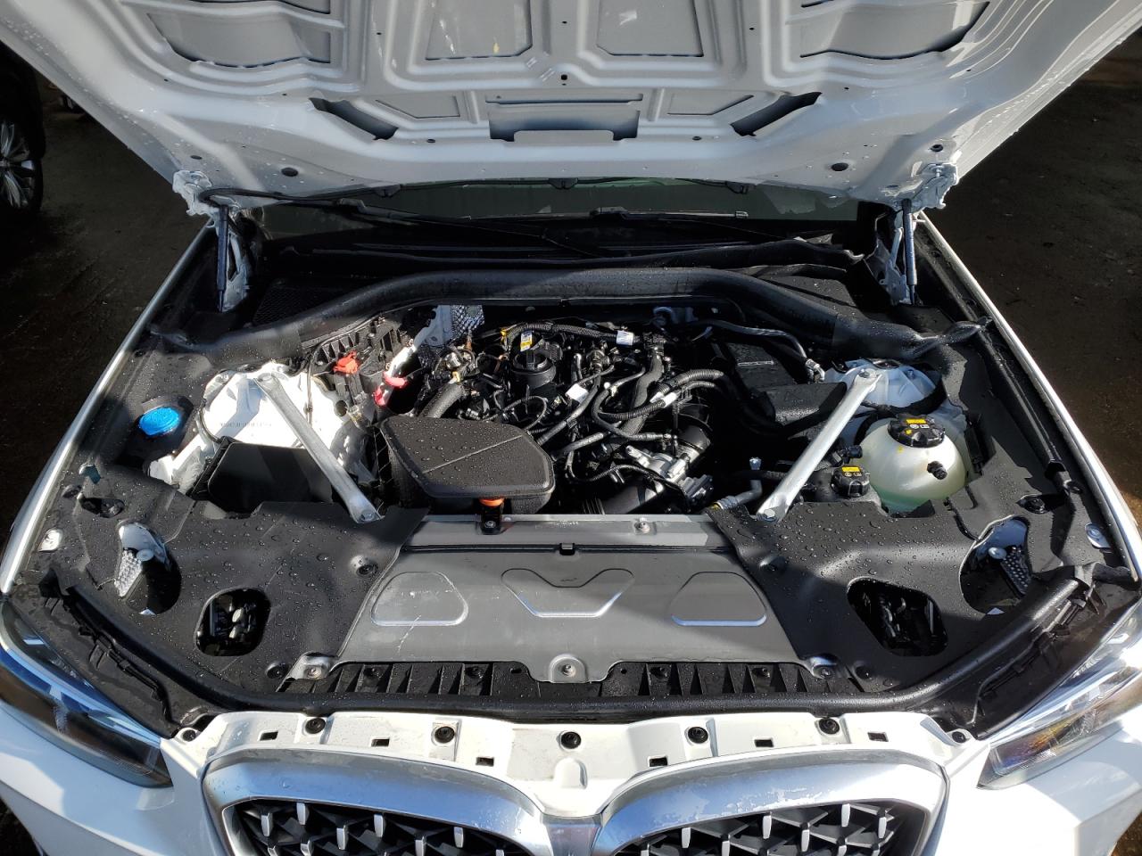 2023 BMW X4 - Image 11