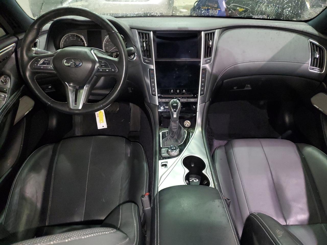 2020 Infiniti Q60 - Image 8