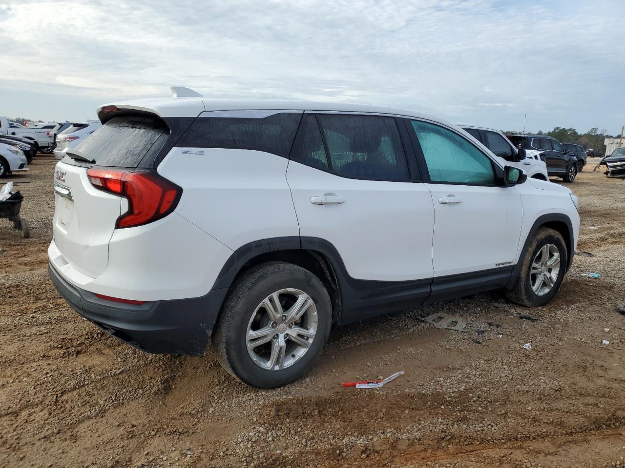 2018 GMC Terrain - Image 3