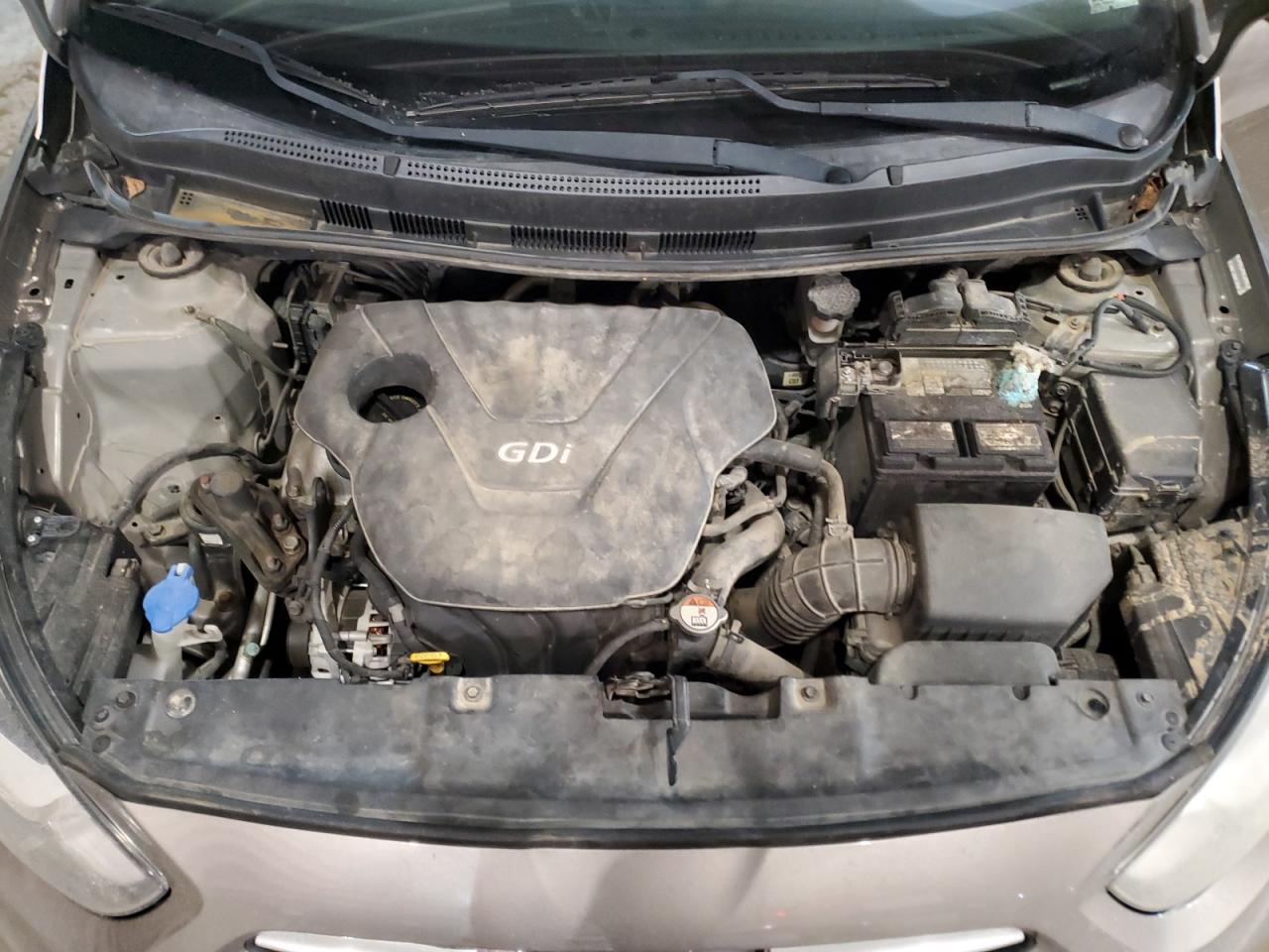 2013 Hyundai Accent - Image 12