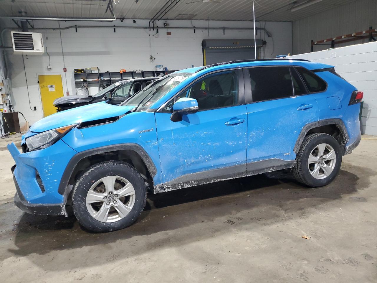 2020 Toyota RAV 4 - Image 1