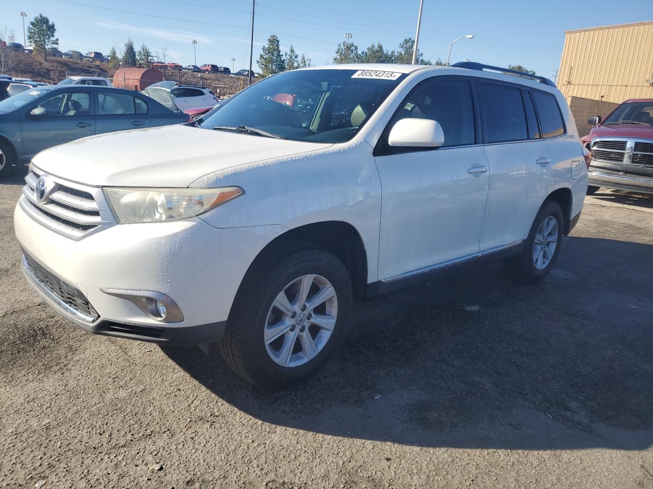2013 Toyota Highlander - Image 1