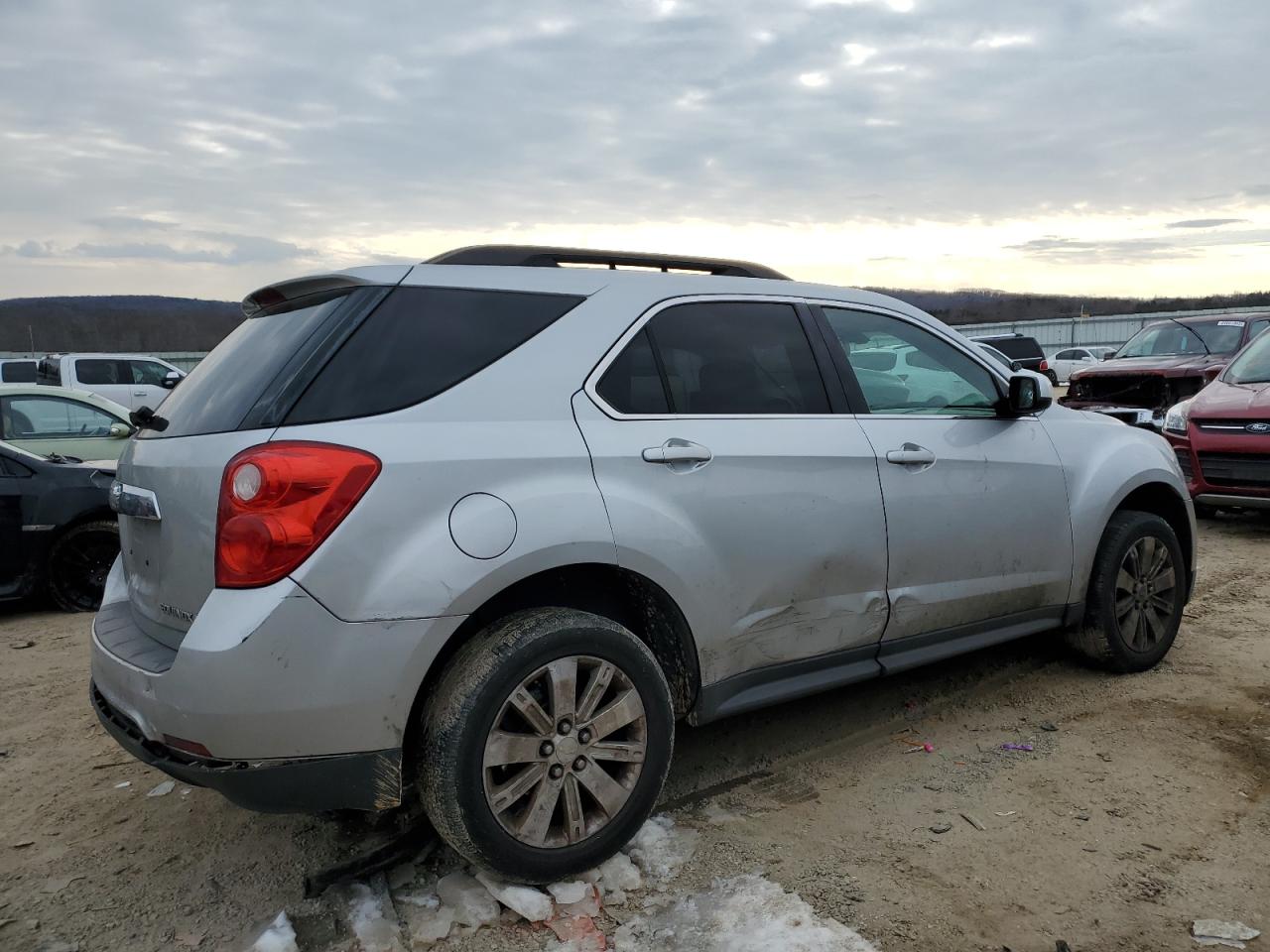 2011 Chevrolet Equinox - Image 3