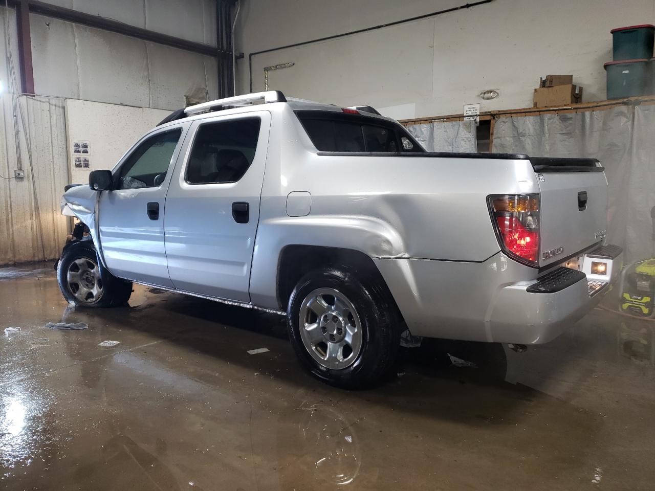 2007 Honda Ridgeline - Image 2