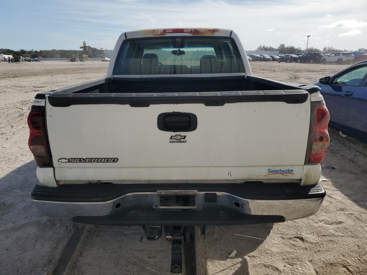 2006 Chevrolet Silverado - Image 6