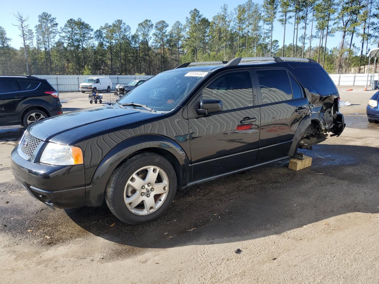 2005 Ford Freestyle - Image 1