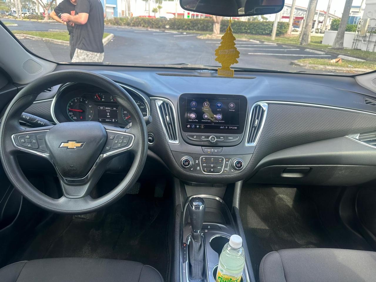 2020 Chevrolet Malibu - Image 9
