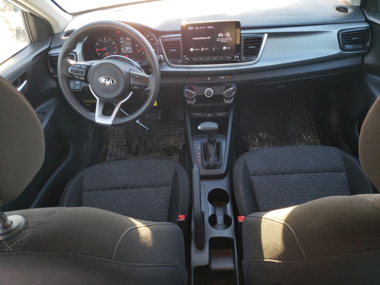 2021 Kia Rio - Image 8