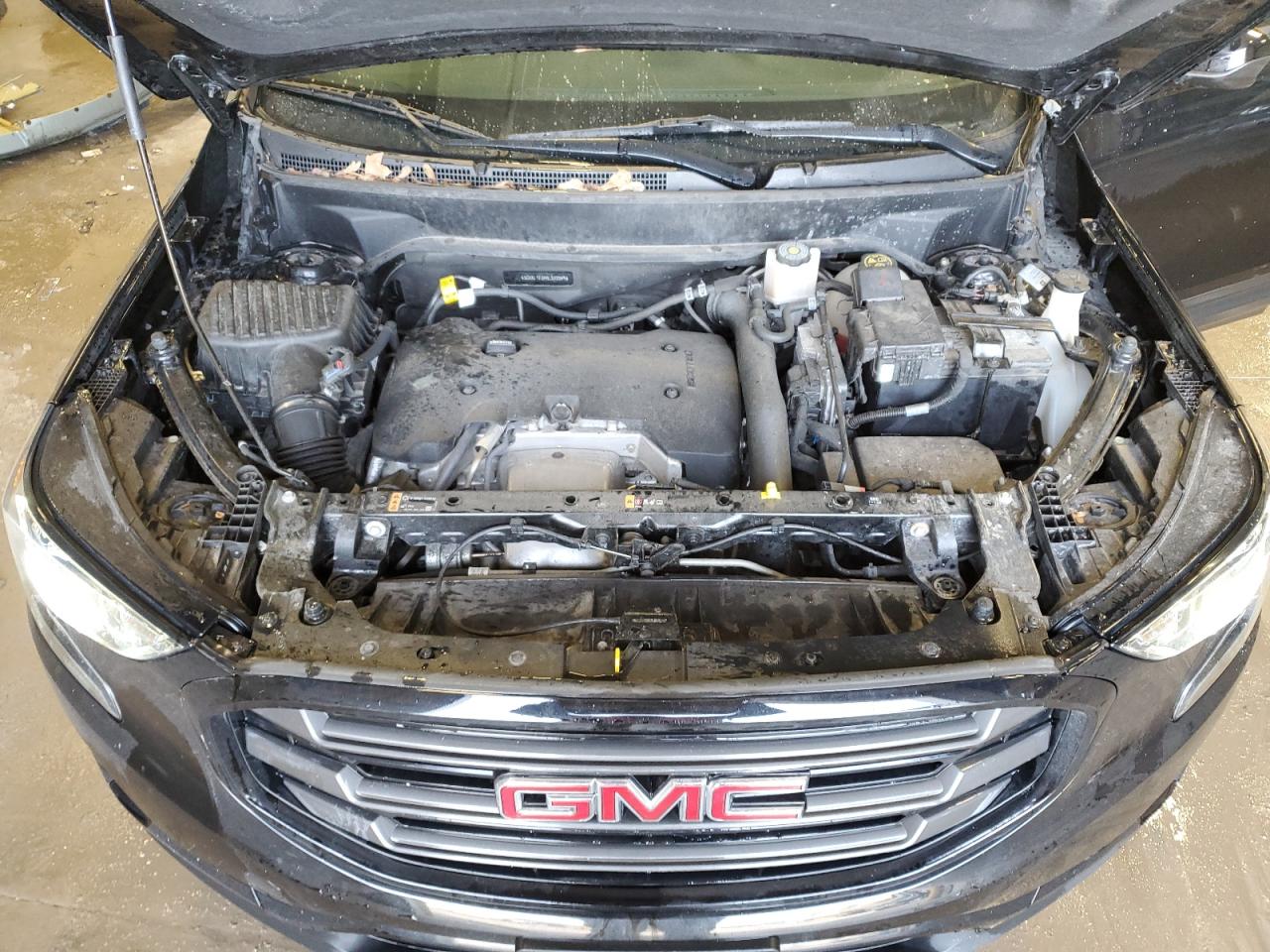 2019 GMC Terrain - Image 12