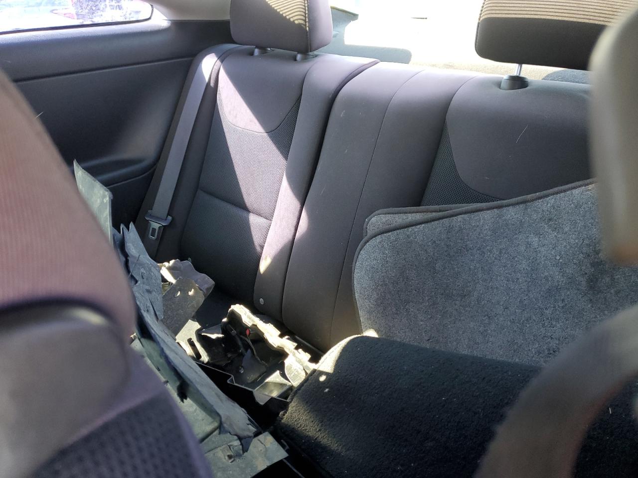 2006 Pontiac G6 - Image 10