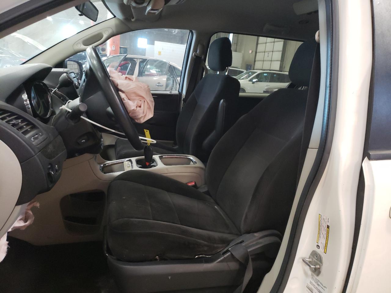 2013 Dodge Caravan - Image 7