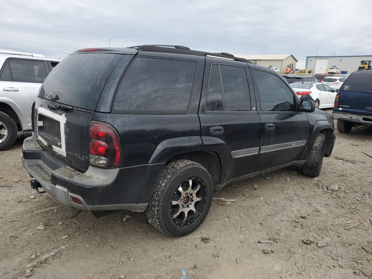 2002 Chevrolet TrailBlazer - Image 3