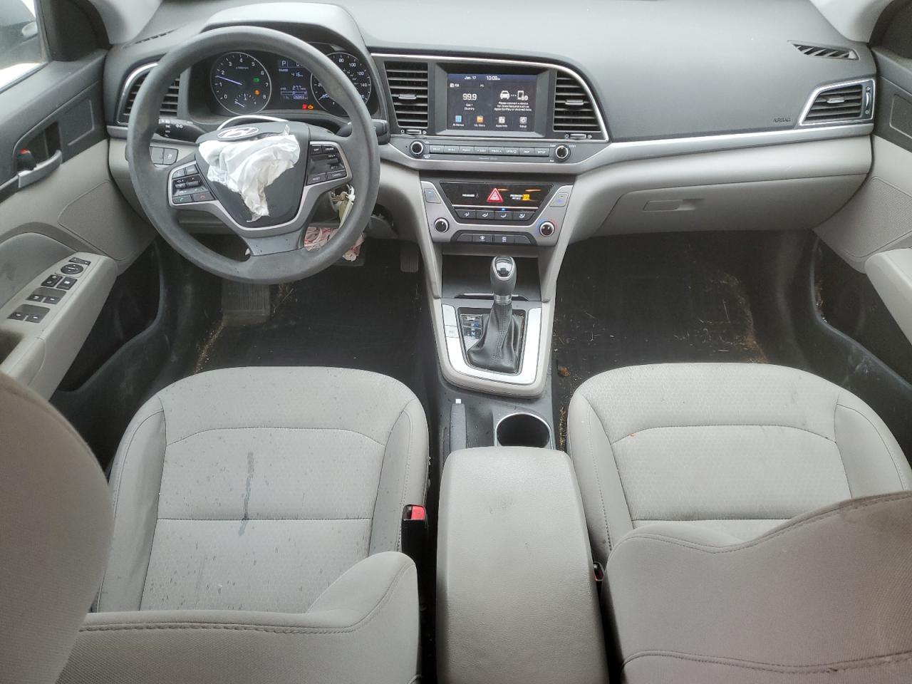 2017 Hyundai Elantra - Image 8